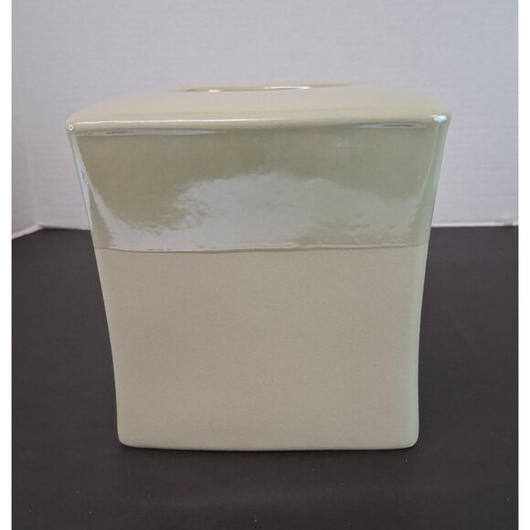 Wamsutta Shadow Sage Ceramic Tissue Box Cover Holder Green Springs 5.5" x 6" GUC - Picture 3 of 12